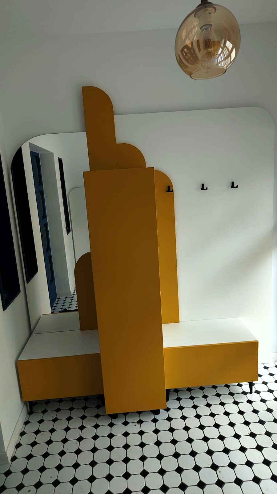 Hol