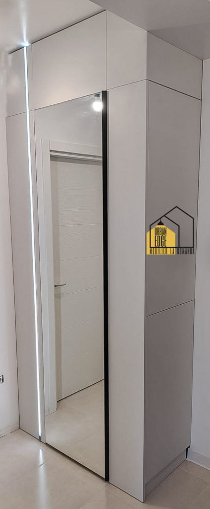 Hol